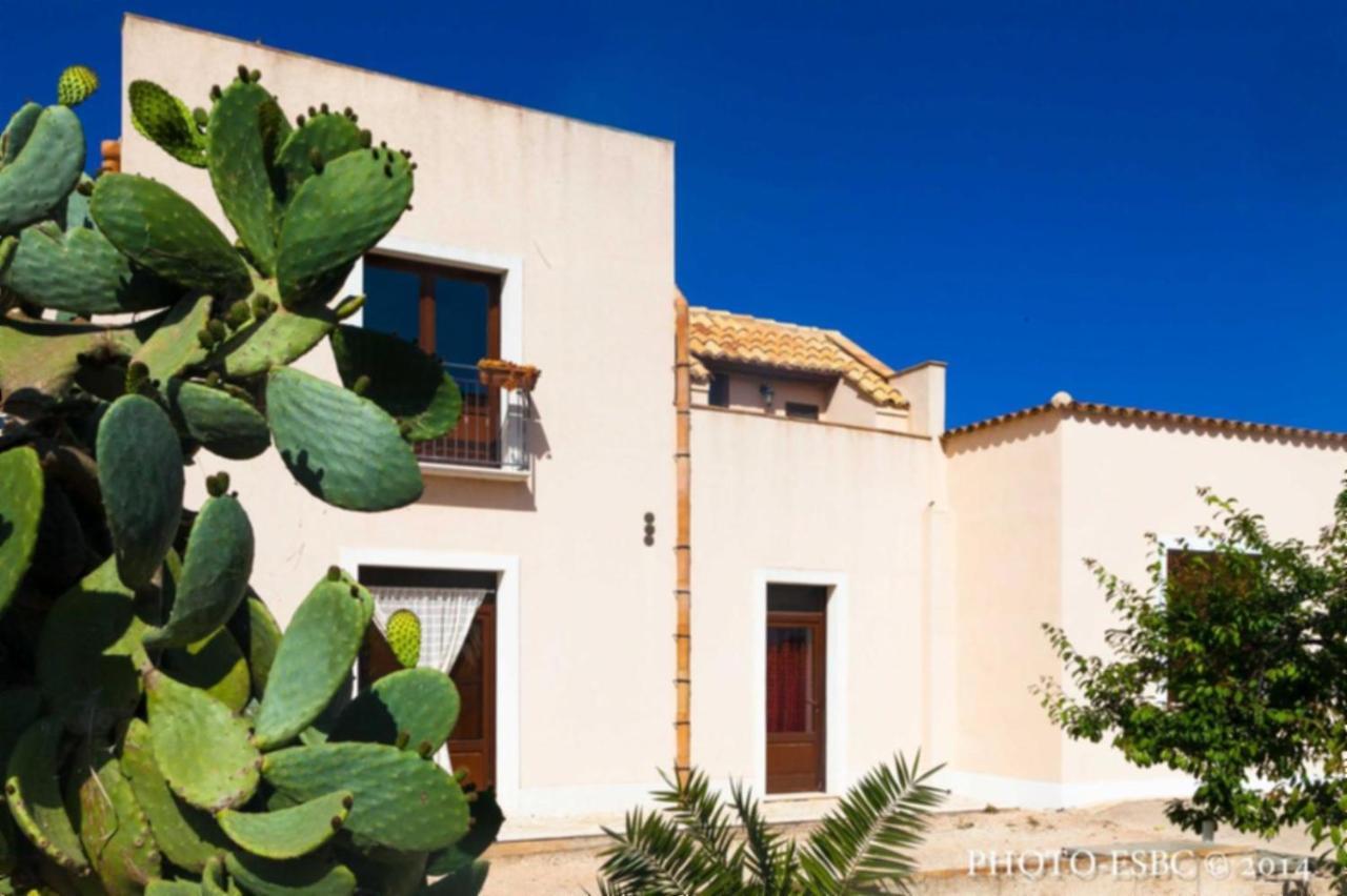 Casolare Nelle Saline Bed & Breakfast Torre Nubia Exterior photo