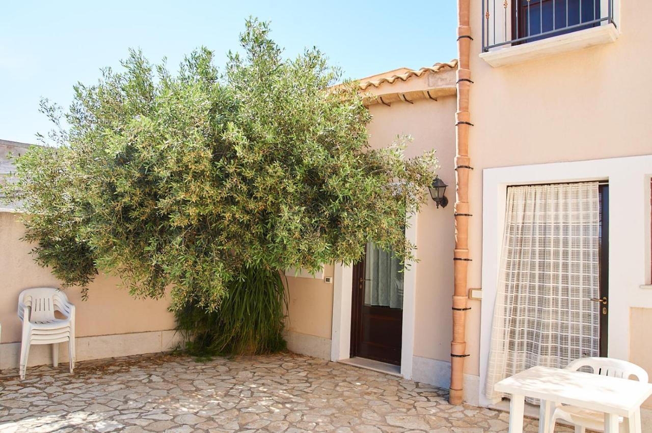 Casolare Nelle Saline Bed & Breakfast Torre Nubia Exterior photo