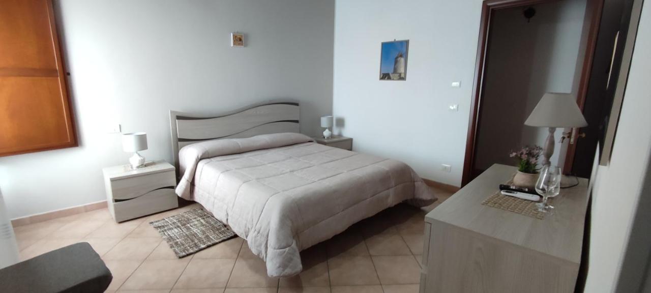 Casolare Nelle Saline Bed & Breakfast Torre Nubia Exterior photo