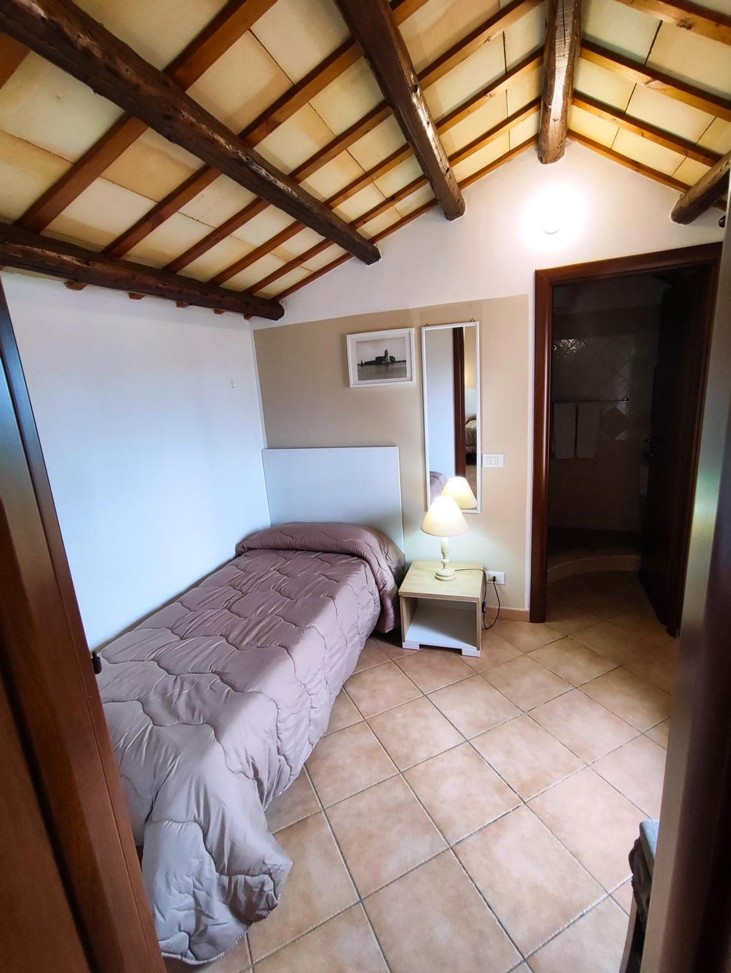 Casolare Nelle Saline Bed & Breakfast Torre Nubia Exterior photo
